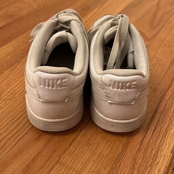 Nike Dunk Lows - Picture 2 of 4